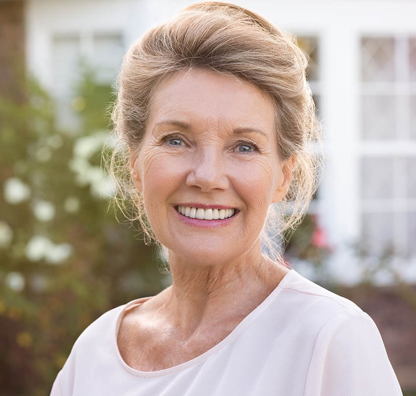 dr-nadine-husseini_123315439-850x810